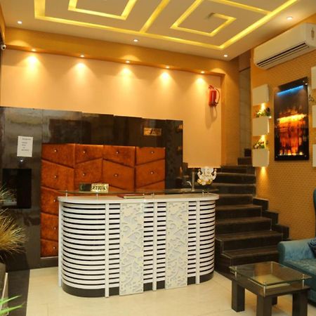 Hotel Golden Dreams 阿姆利则 外观 照片