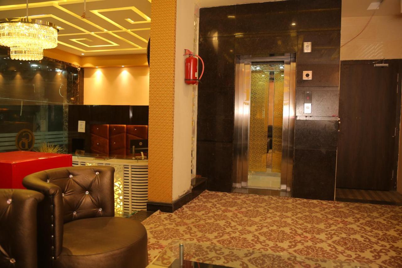 Hotel Golden Dreams 阿姆利则 外观 照片