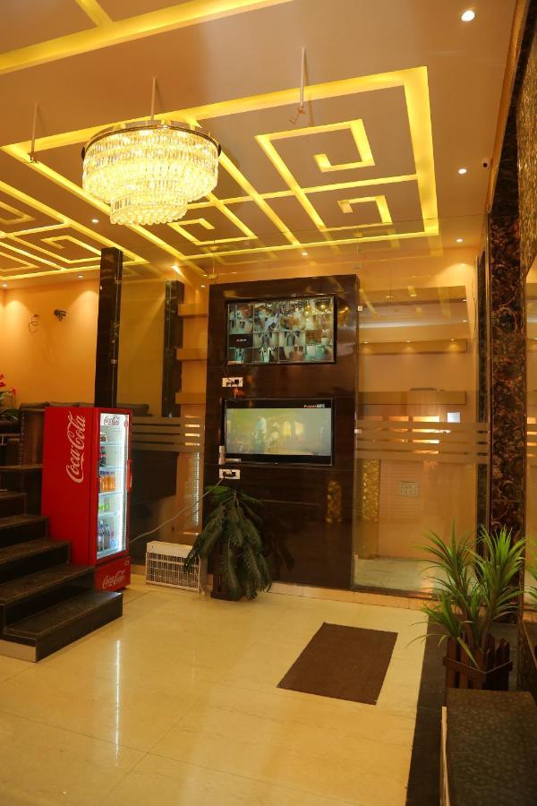Hotel Golden Dreams 阿姆利则 外观 照片